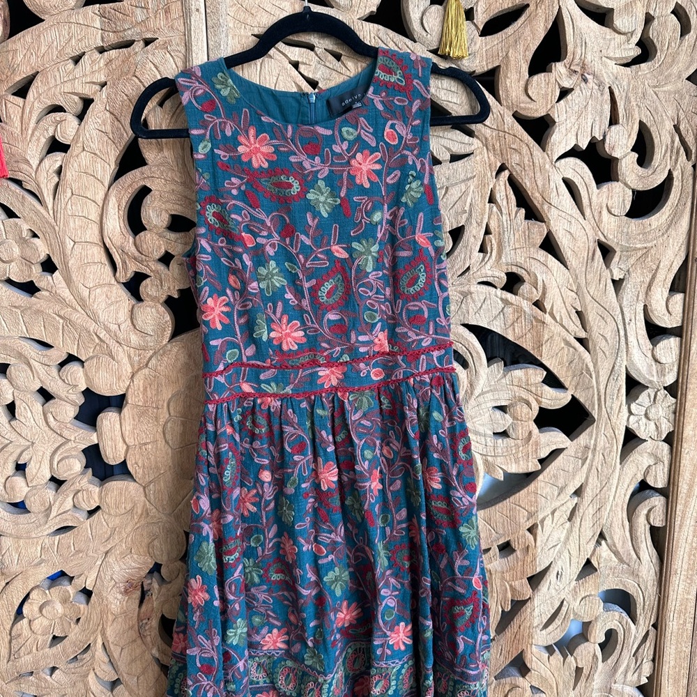 Adelyn Rae dress - Picture 2 of 4